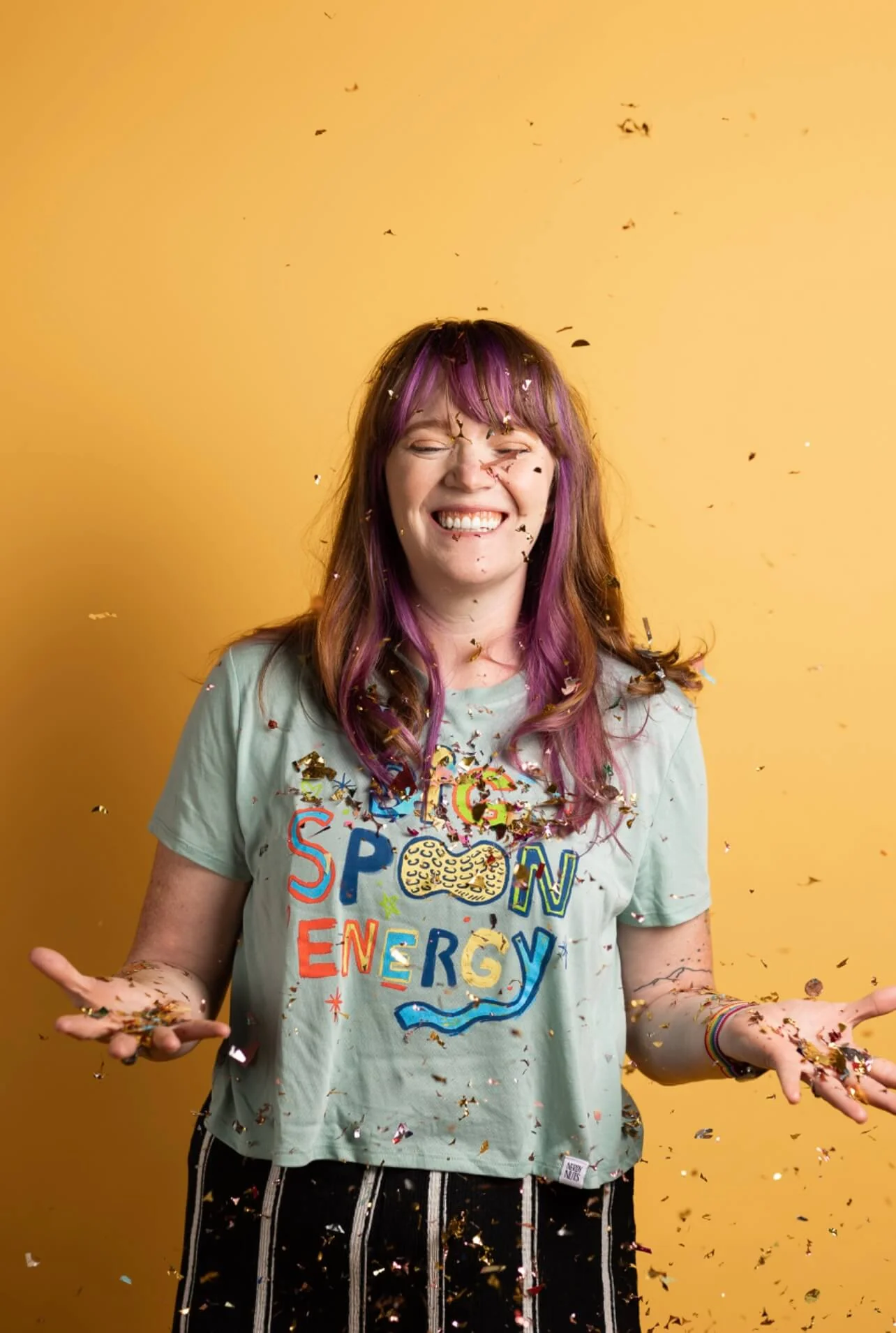 Cropped Big Spoon Energy Shirt - Image 2